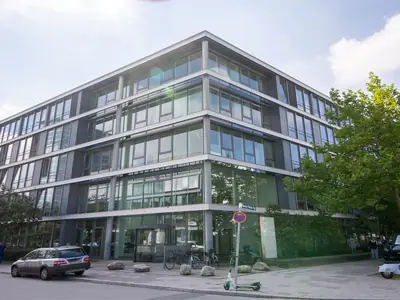 Alte Heide metro — offices nearby