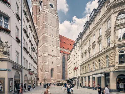 Marienplatz metro — offices nearby
